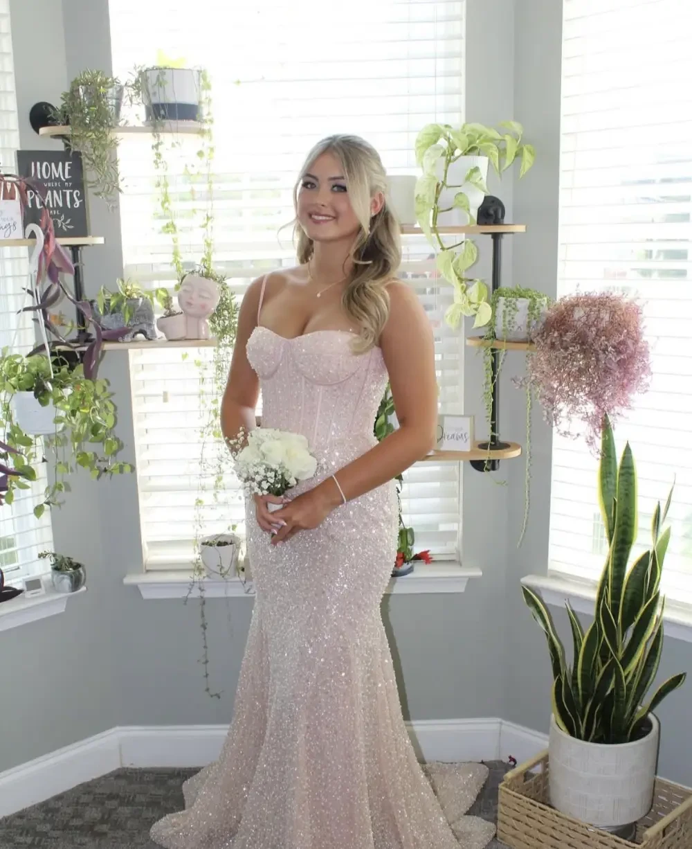 Gallery Image #slidesGrid10