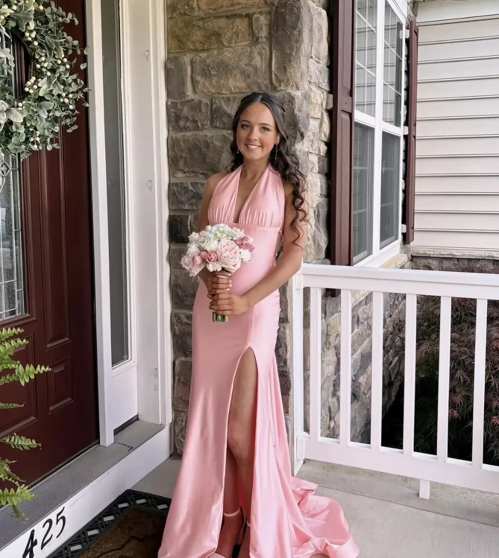 Gallery Image #slidesGrid14